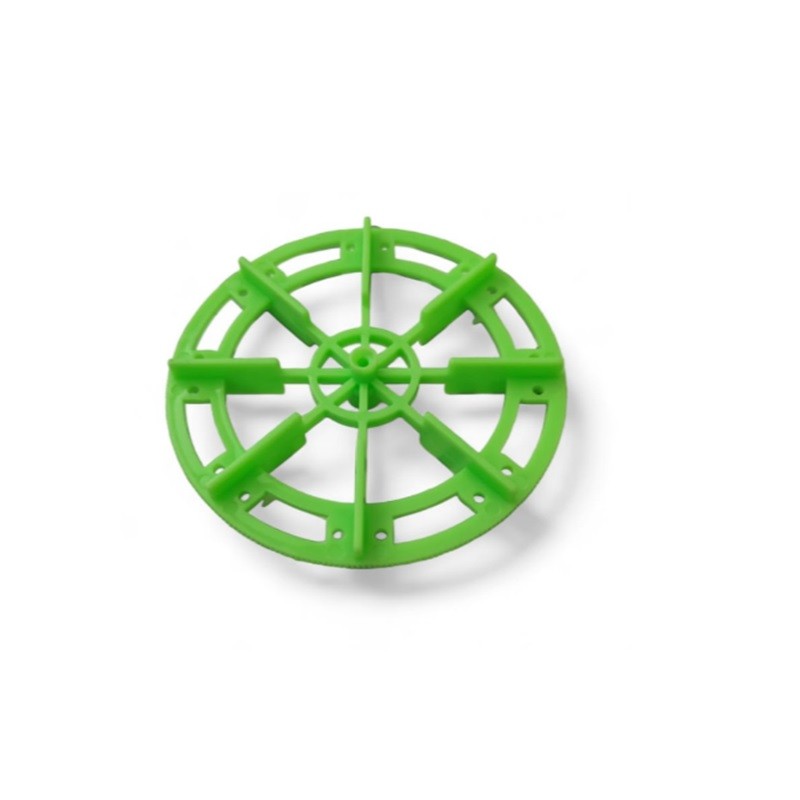 Rueda de patrón verde modelo DIY para proyecto de robótica en miniatura